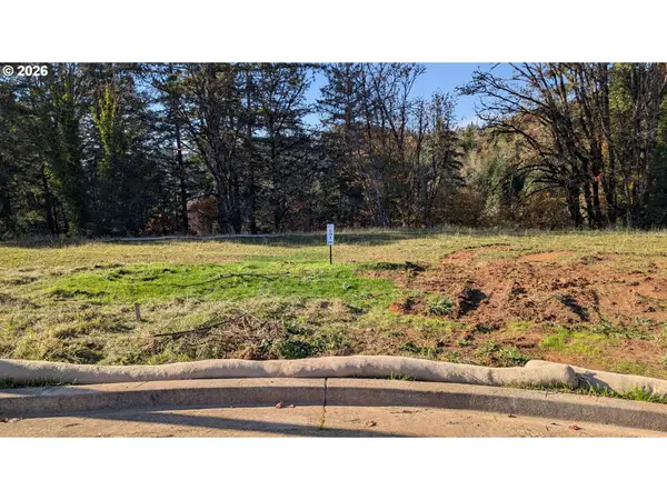 35460 VALLEY VIEW DR, St Helens, OR 97051