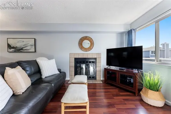 2622 Bannister CT, Colorado Springs, CO 80920