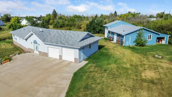 6 Drake ST,  Fleet,  AB T0C 0X0