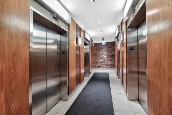 35 Mariner TER #605, Toronto C01, ON M5V 3V9