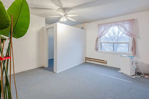 1564 Danforth AVE, Toronto E03, ON M4J 1N4