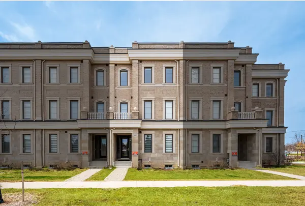 9484 Bayview AVE, Richmond Hill, ON L4C 4L8