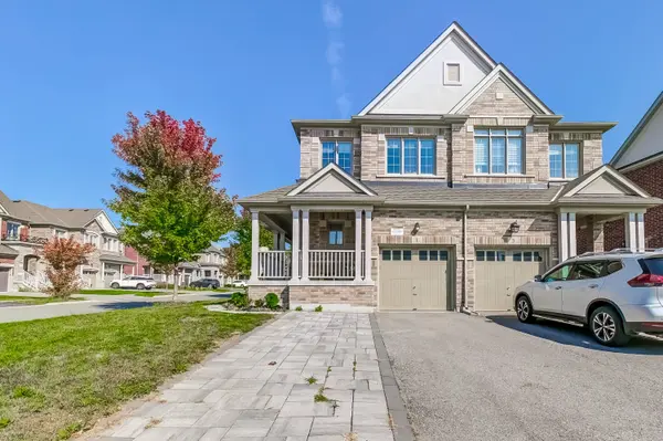 1 Silver Charm DR, East Gwillimbury, ON L9N 0S5