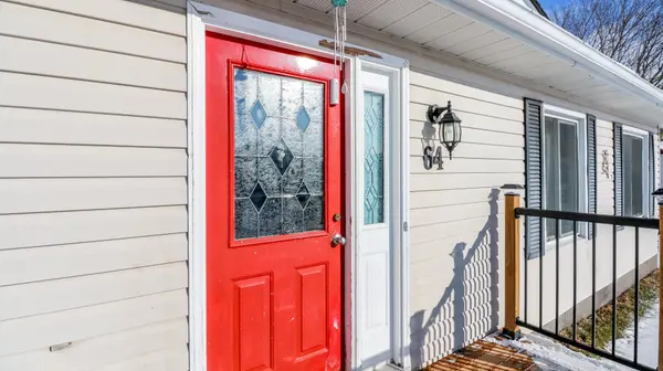 64 Royal Oak DR, Innisfil, ON N1L 1N1