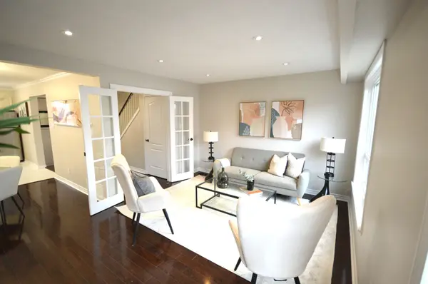 18 Moregate CRES #10, Brampton, ON L6S 3K9