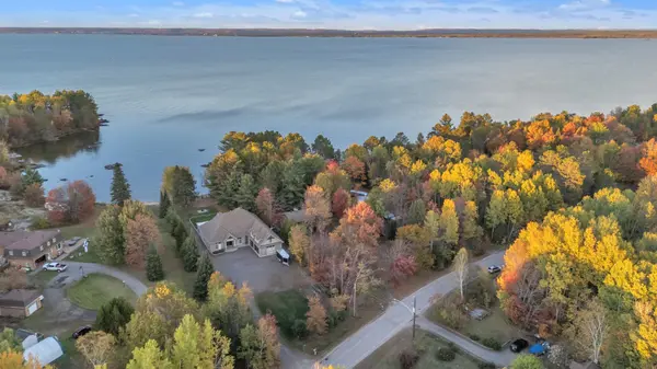 34 SUNRISE BAY DR, Callander, ON P0H 1H0