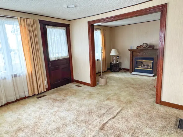 9106 Powers RD, Central Elgin, ON N5P 3S7