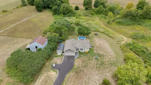 3527 Battersea RD, Frontenac, ON K0H 1X0