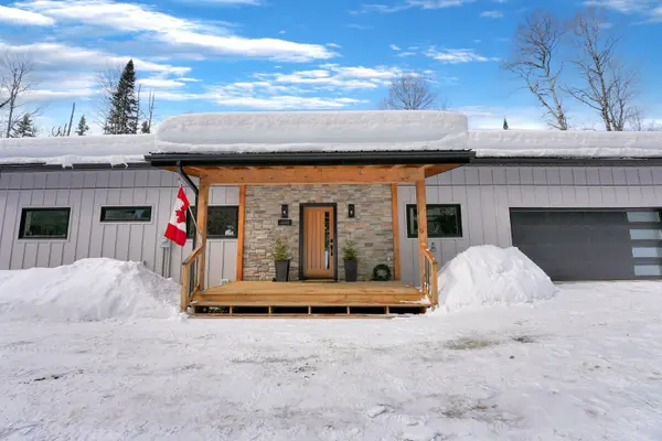 1086 Stothart Creek RD, Dysart Et Al, ON K0M 1S0