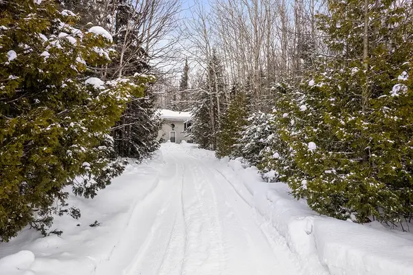 175 Warner Bay RD, Northern Bruce Peninsula, ON N0H 2R0