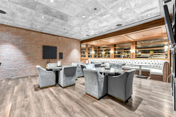 73 Arthur ST #807, Guelph, ON N1E 0S8