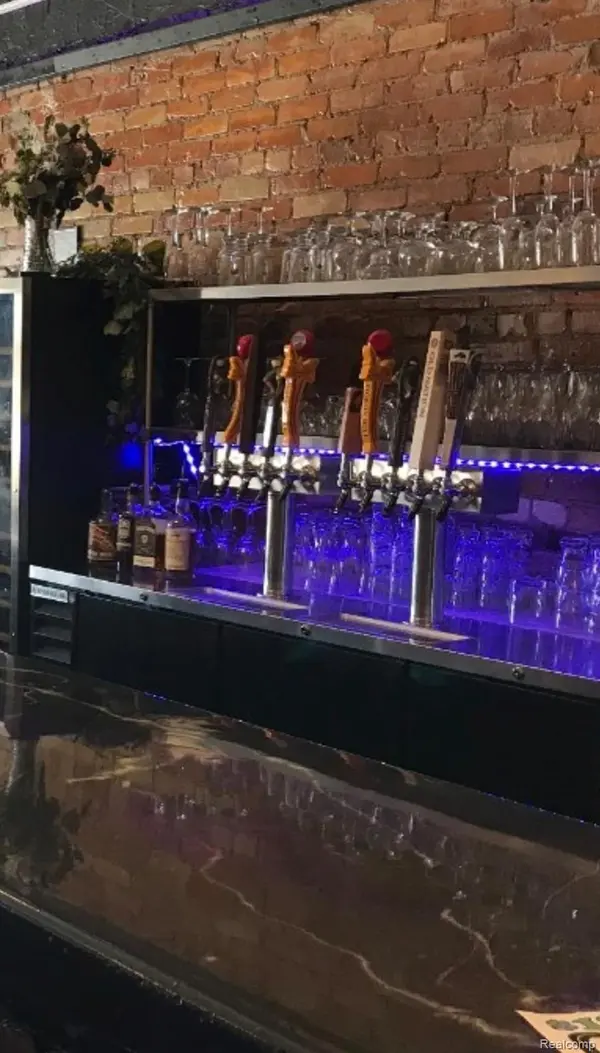 310 N Main ST E, Davison, MI 48423