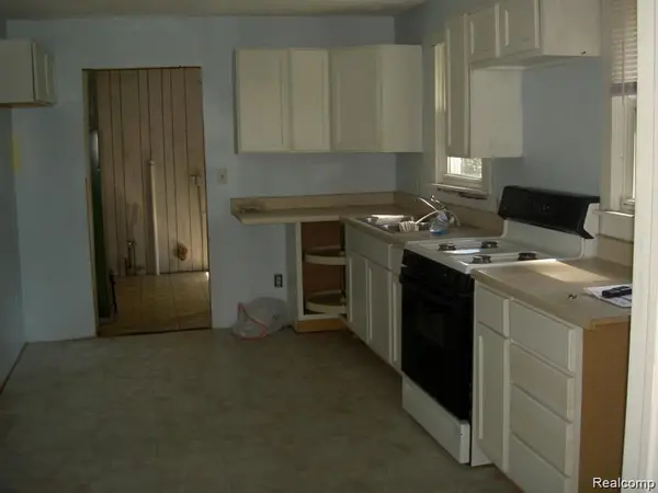 36617 HERMAN ST, Romulus, MI 48174