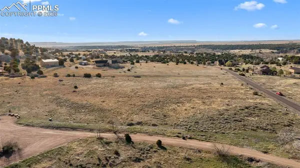 Summit View DR, Pueblo, CO 81004