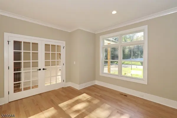 187 King St, Fanwood Boro, NJ 07023