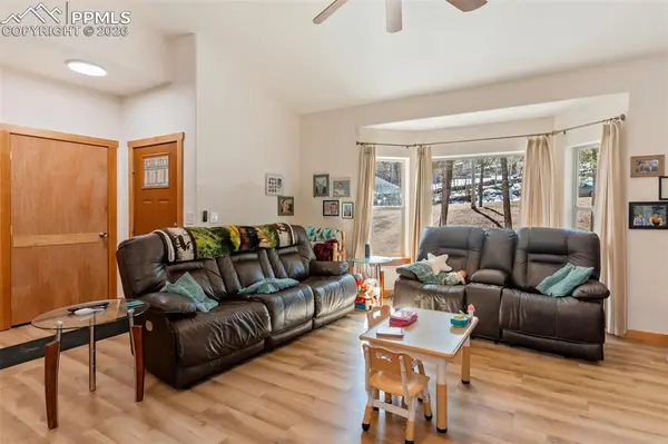 935 Bennett DR, Cripple Creek, CO 80813