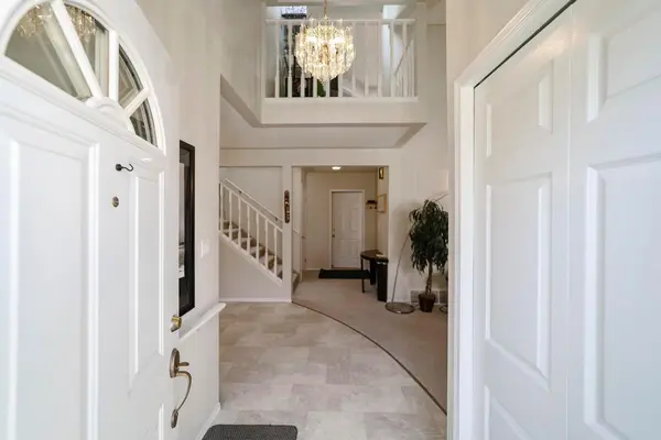 5014 56 ST #2, Camrose, AB T4V 2C9