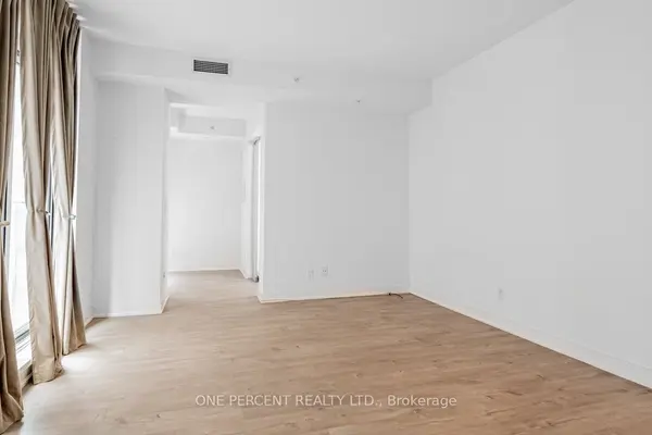 30 Nelson ST #426, Toronto C01, ON M5V 0H5