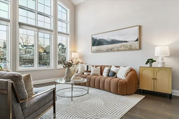 398 Frontier CT, Pickering, ON L1W 4A9