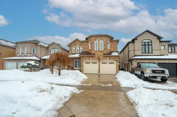 2211 Old Rutherford RD, Vaughan, ON L6A 1Z7