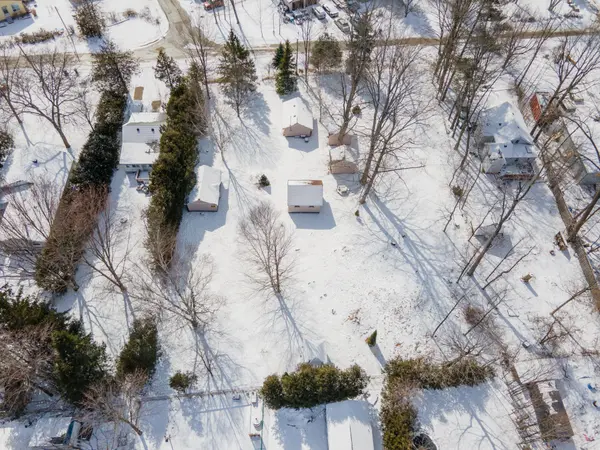 726 Hastings AVE, Innisfil, ON L9S 1Z3