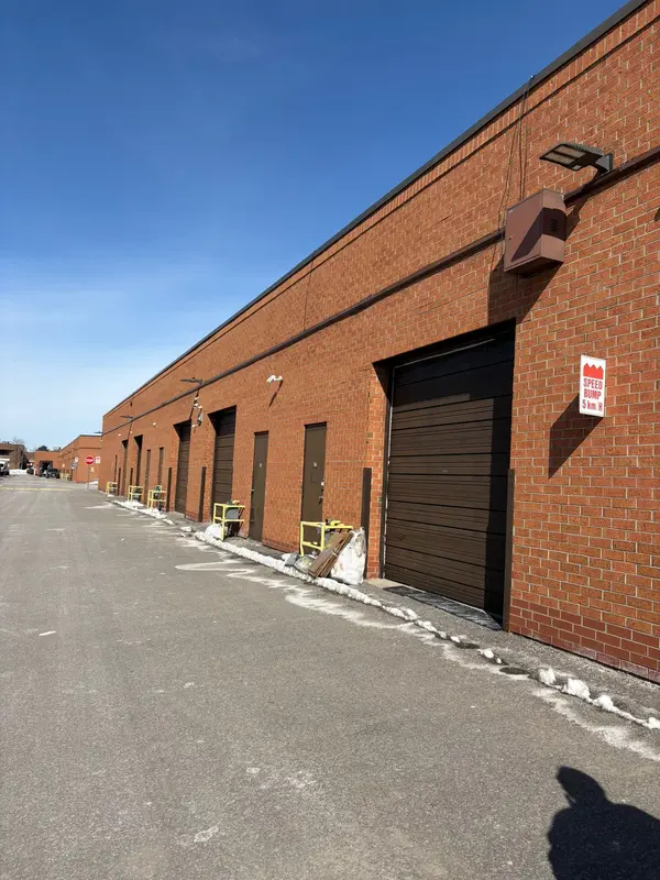 20 Wertheim CT #34, Richmond Hill, ON L4B 3A8