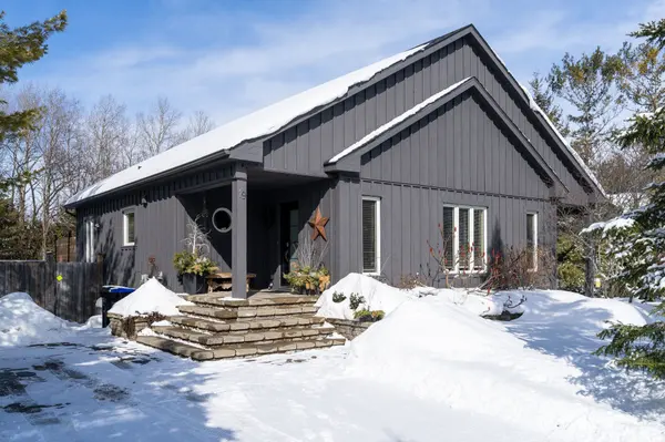 19 Trails End, Collingwood, ON L9Y 5B1