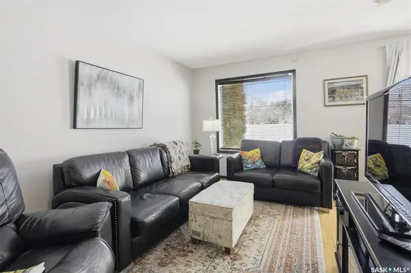 215 Pinehouse DRIVE #14, Saskatoon, SK S7K 6N9