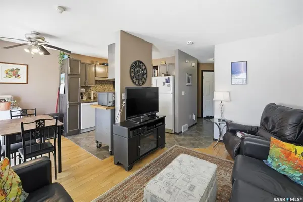 215 Pinehouse DRIVE #14, Saskatoon, SK S7K 6N9