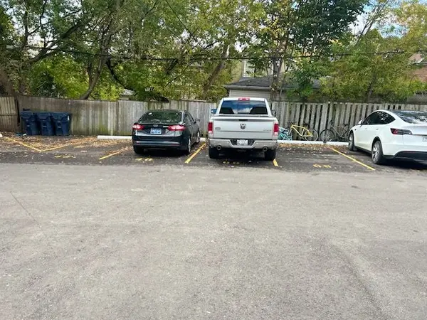 44 Albert AVE, Toronto W06, ON M8V 2L7