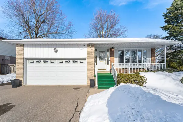 50 Trotters LN, Brampton, ON L6Y 1B6