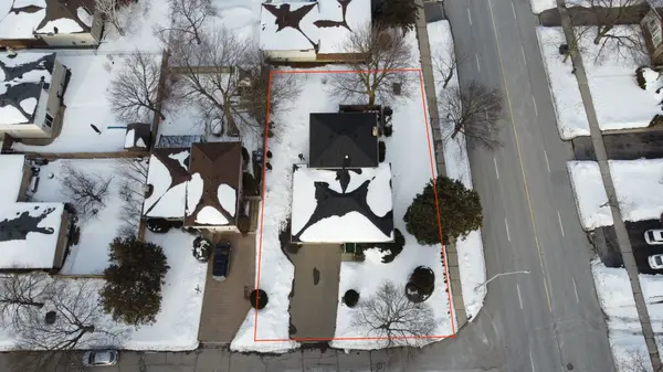 50 Trotters LN, Brampton, ON L6Y 1B6