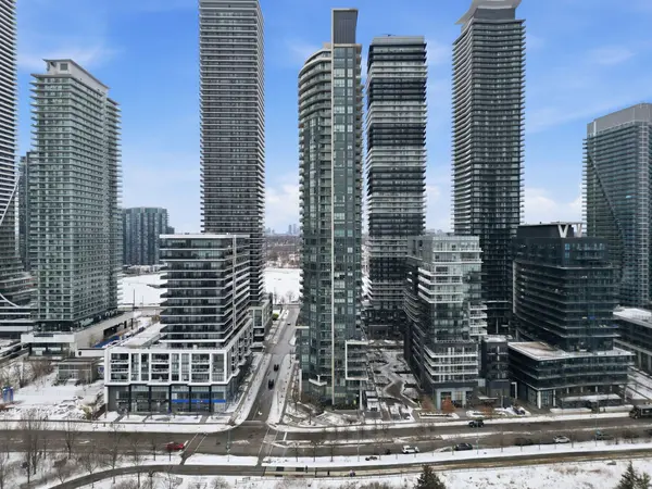 59 Annie Craig DR #2206, Toronto W06, ON M8V 0C4