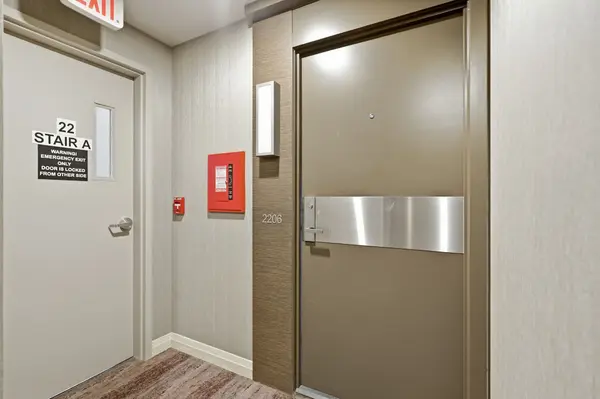 59 Annie Craig DR #2206, Toronto W06, ON M8V 0C4