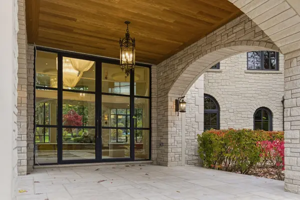 3320 Guelph Line, Burlington, ON L7P 0S7