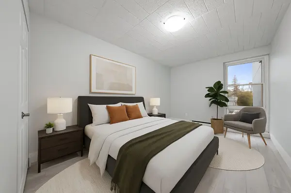 91 Conroy CRES #408, Guelph, ON N1G 2V5