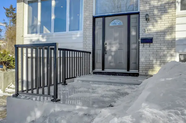 31 BELLFIELD ST, Crystal Bay - Rocky Point - Bayshore, ON K2B 6K7