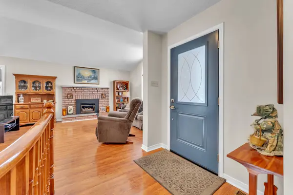 32 Edgar ST, Sundridge, ON P0A 1Z0