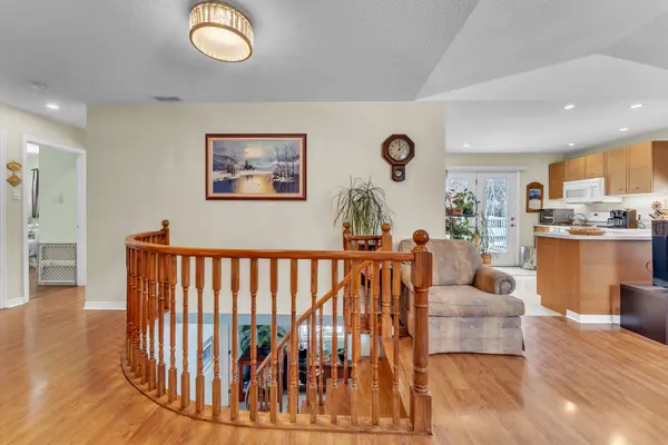 32 Edgar ST, Sundridge, ON P0A 1Z0