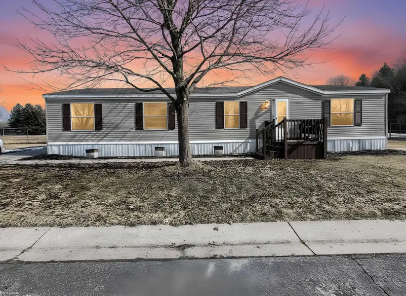 2905 Mulberry DR, Clarkston, MI 48348