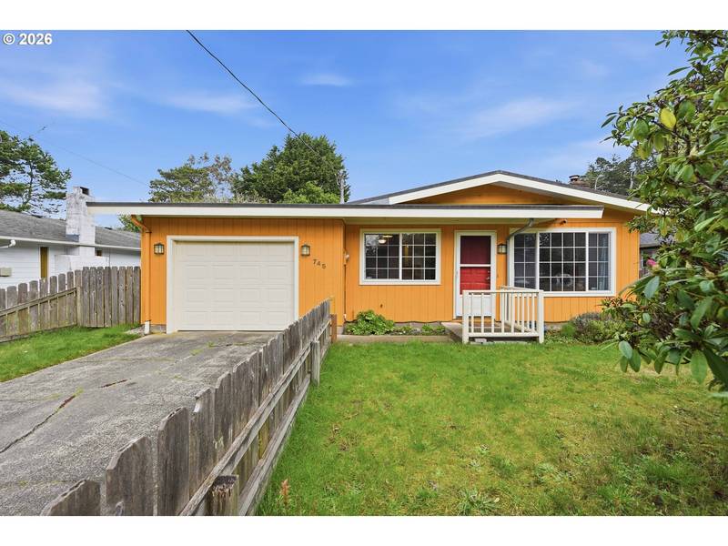 745 SEAGATE AVE, Coos Bay, OR 97420