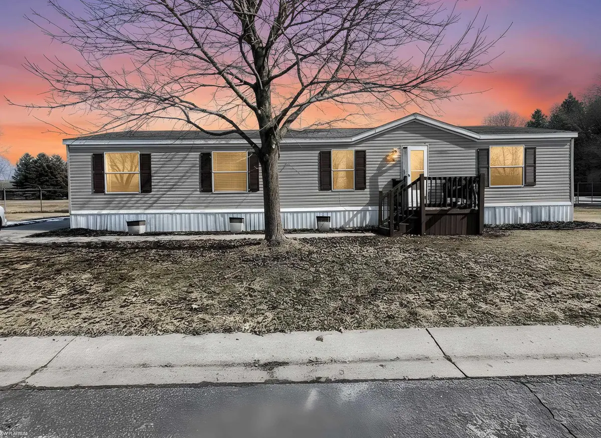 2905 Mulberry DR, Clarkston, MI 48348