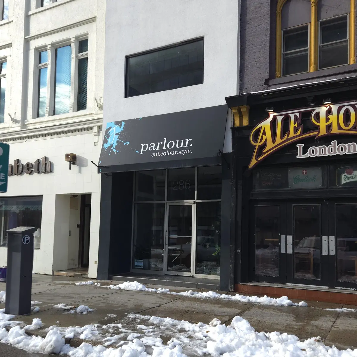 286 Dundas ST, London East, ON N6B 1T6