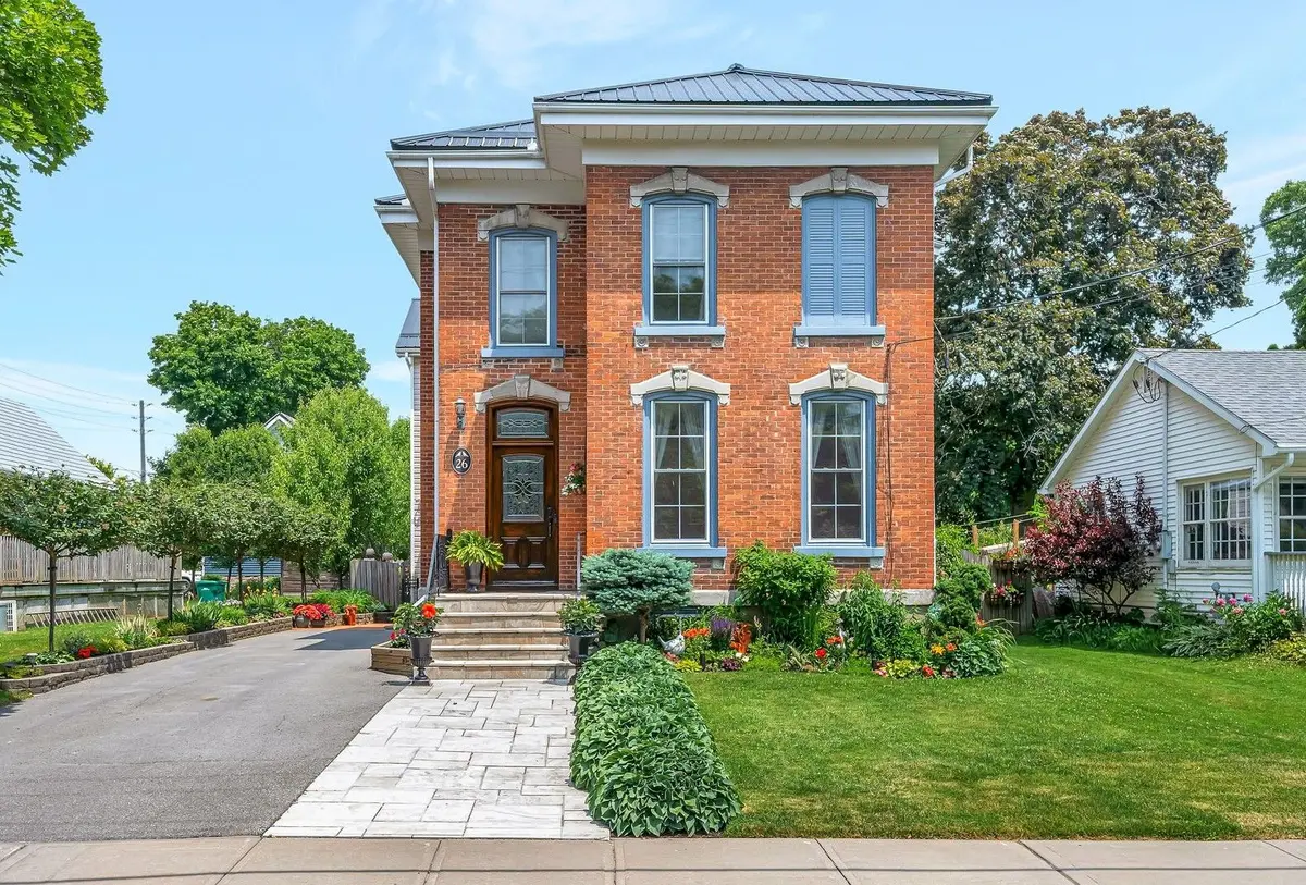 26 Centre ST, Prince Edward County, ON K0K 2T0