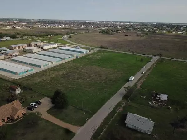 7713 Fm 741, Forney, TX 75126