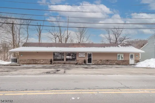 217/219 Hamburg Tpk, Bloomingdale Boro, NJ 07403