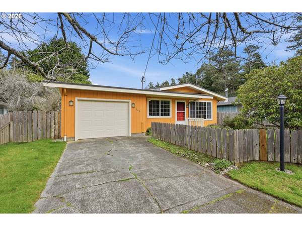 745 SEAGATE AVE, Coos Bay, OR 97420
