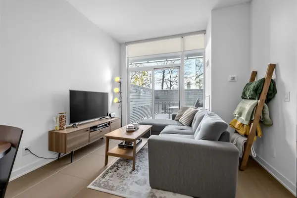 1 Market ST #628, Toronto C08, ON M5R 2E2