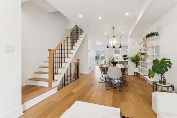 7 A Mcgee ST, Toronto E01, ON M4M 2L1