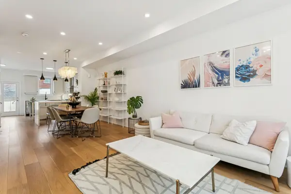 7 A Mcgee ST, Toronto E01, ON M4M 2L1